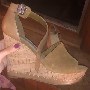 Marc Fisher wedges